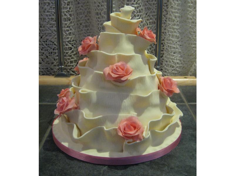 Single tier wedding cake newcastle