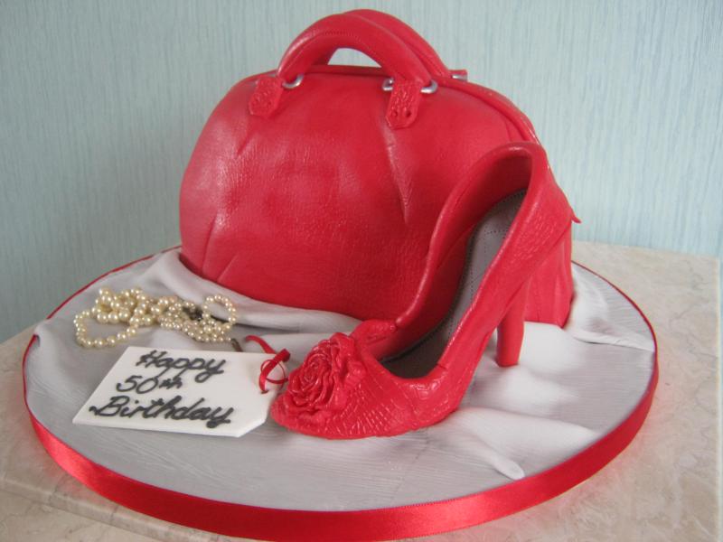 Red Shoe and handbag for fashion fan Marcella in Fleetwood in lemon sponge