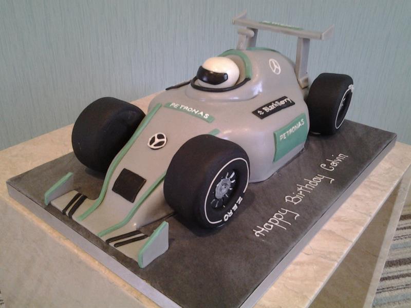 Fi Car for Calvin's birthday in Thornton, made from vanilla sponge