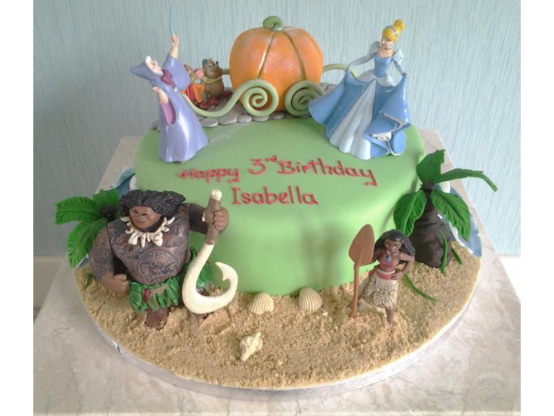 Moana and Cinderella birthday cake in vanilla sponge for Isabelle in Thornton