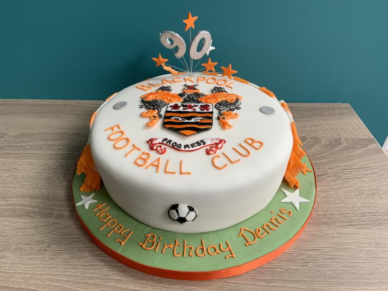 Blackpool FC cake vanilla sponge
