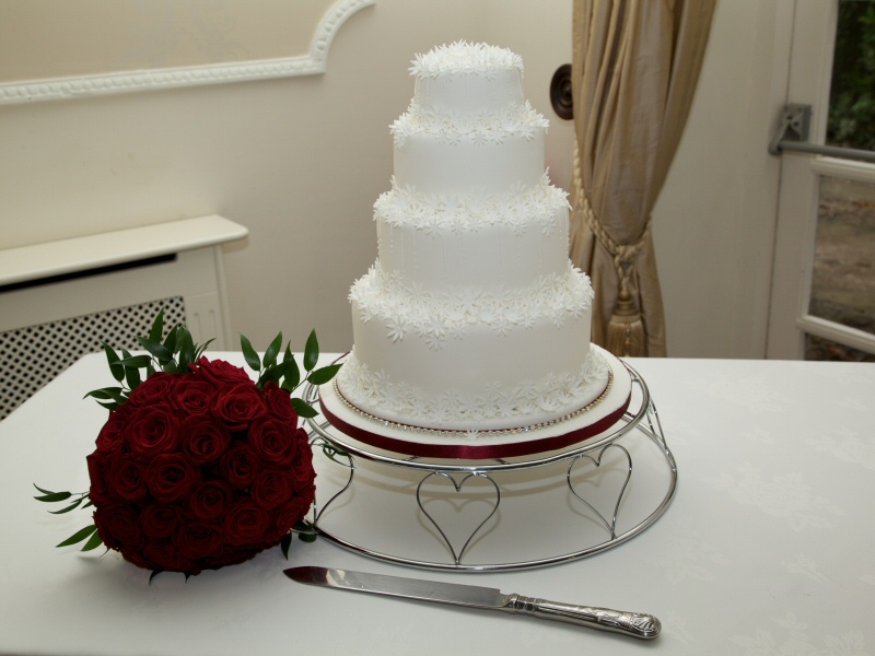 Helen - Simple design wedding cake for Helen, married at Singleton Lodge