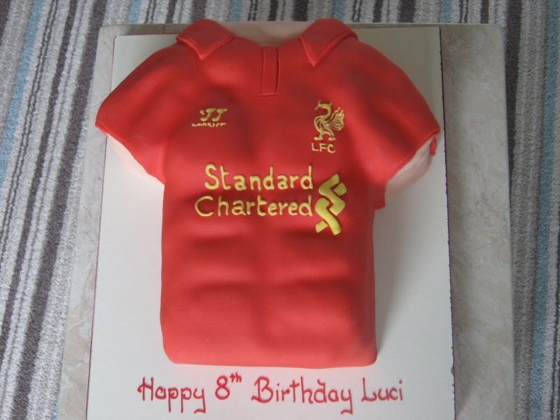 Liverpool FC - Liverpool football shirt cake for Luci (aged 8) of Kirkham.